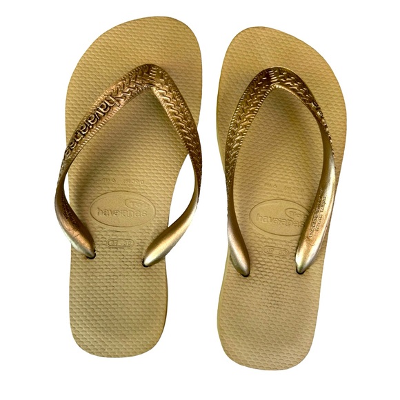 Havianas Slippers - Picture 1 of 2